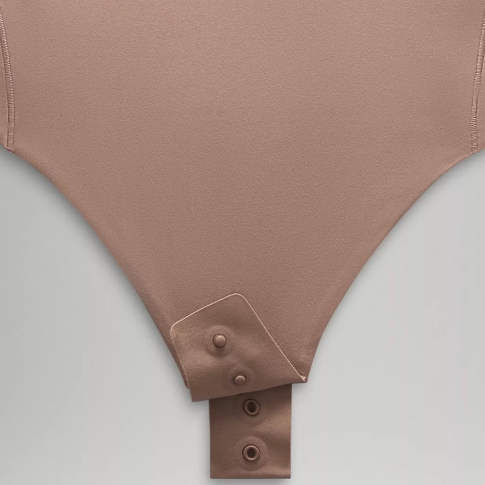 Lululemon Nulu Square Neck long Sleeve bodysuit - Picture 4 of 10